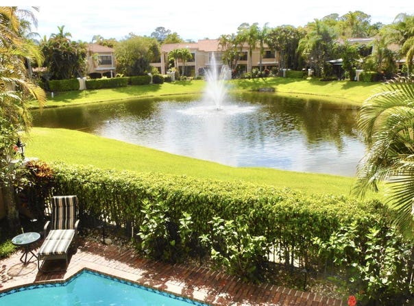22641 Caravelle Circle, Boca Raton, FL 33433