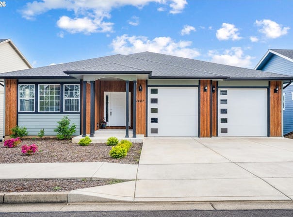 1447 ELM Ave, CottageGrove, OR 97424