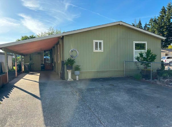 3957 Pacific Circle, Hubbard, OR 97032