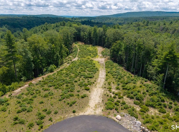 14 Peck Orchard Road, Granby, CT 06060