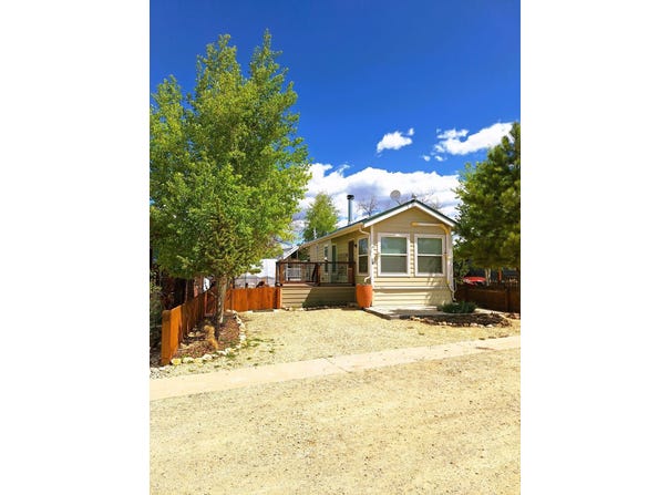 325 E Main St, Silver Cliff, CO 81252