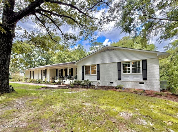 2778 Forrest Drive, Kinston, NC 28504