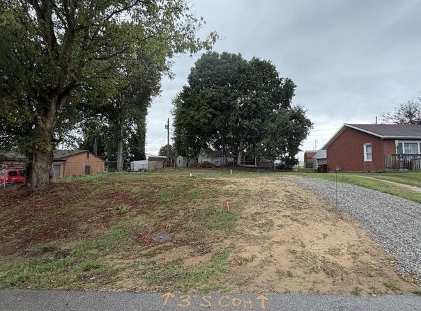 403 Linden Ave., South Point, OH 45680