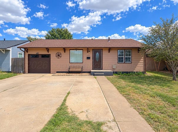122 ELM Avenue, Dumas, TX 79029-3209