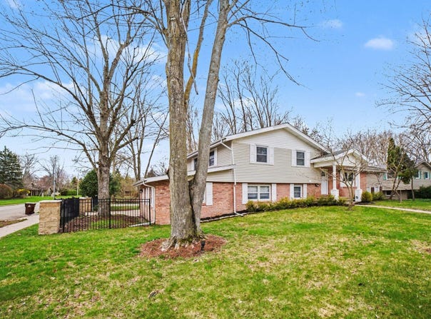 1320 E Lincoln, Mt Pleasant, MI 48858