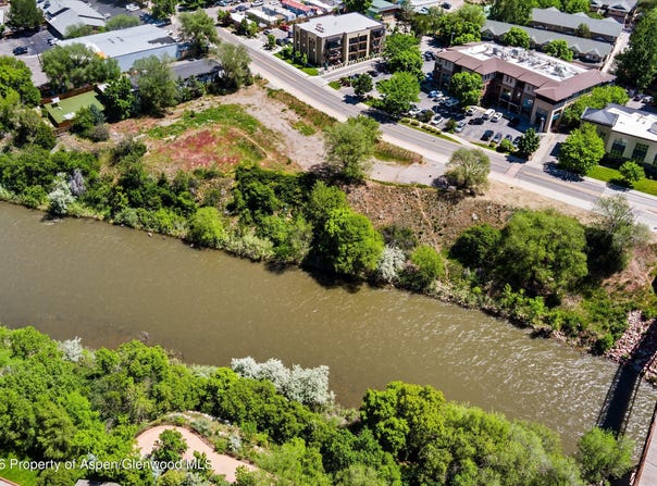 2525 S Grand Avenue, Glenwood Springs, CO 81601