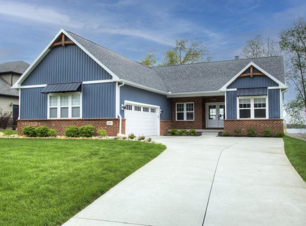 144 Bloomfield Boulevard, Brooklyn, MI 49230