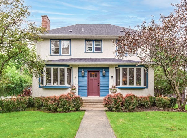 136 Washington Circle, Lake Forest, IL 60045