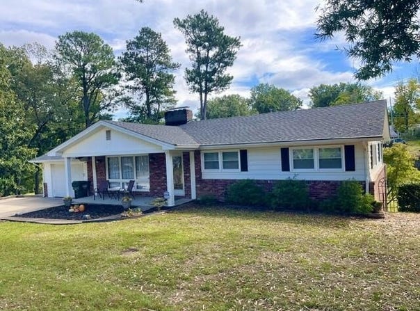150 Forest Ln., Madisonville, KY 42431