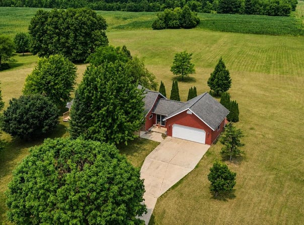 W2712 County Road J, Montello, WI 53949