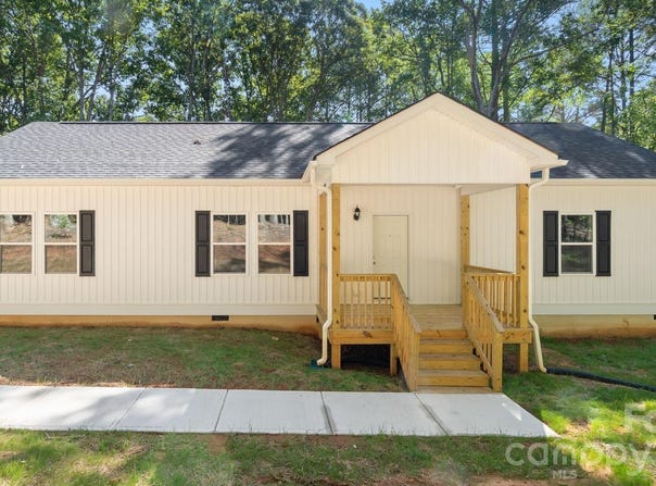 2820 rock chimney Circle, Lancaster, SC 29720
