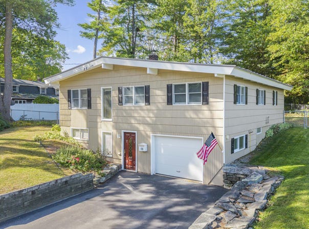 18 Duncan Road, Augusta, ME 04330