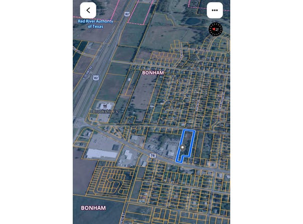 2109 Island, Bonham, TX 75418