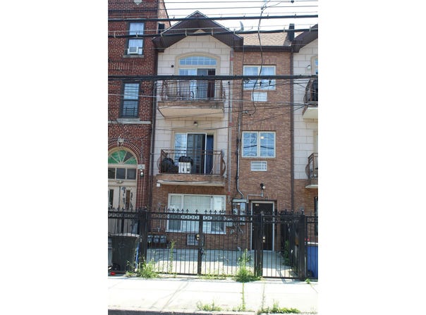 3814 Barnes Avenue, Bronx, NY 10467