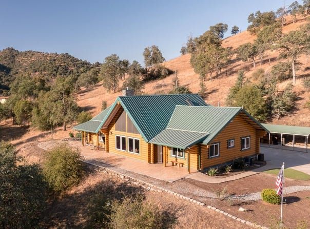 1905 Silver Lane, Yokuts Valley, CA 93675
