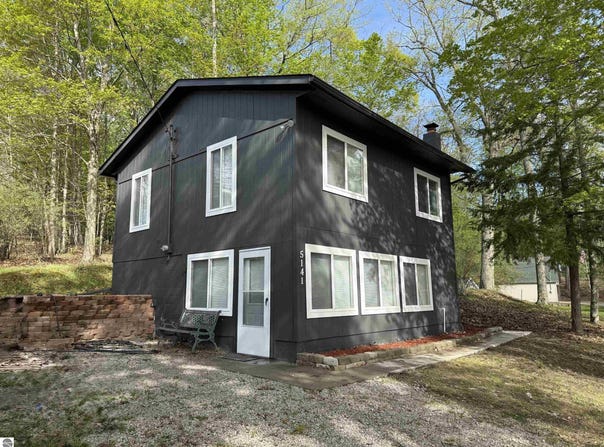 5141 Lake Street, Glennie, MI 48737-9331