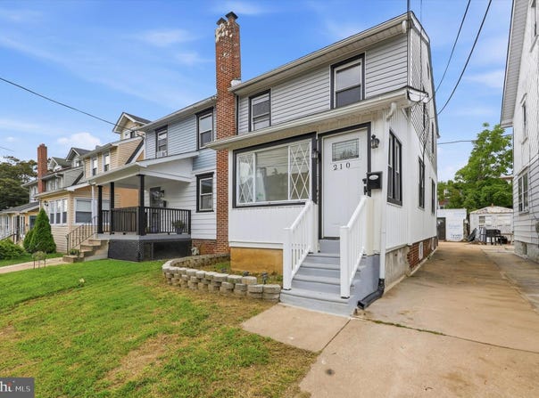 210 MARSHALL Avenue, DARBY, PA 19023