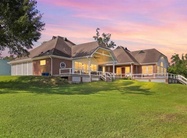 1127 Baker Road, Westlake, LA 70669