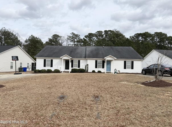 520 Lake Road, Greenville, NC 27834