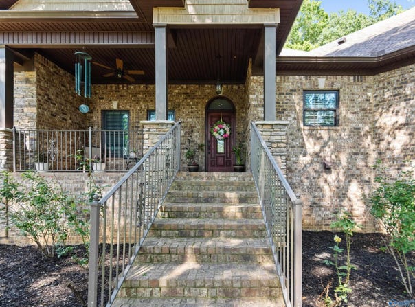 20 Section Mountain Road, Somerville, AL 35670