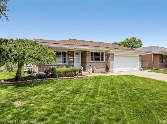 5153 Busch Avenue, Warren, MI 48091