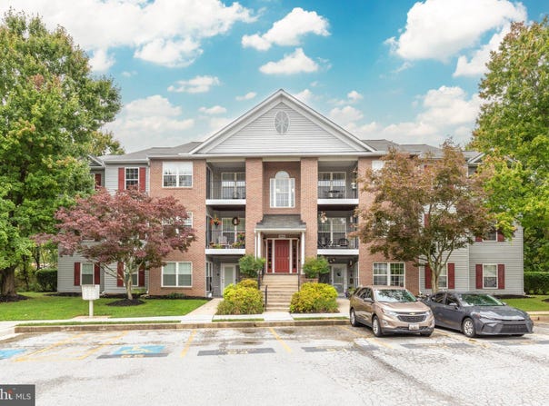 3805 SUNNYFIELD Court, HAMPSTEAD, MD 21074