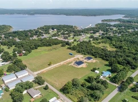 6 Reagan Drive, Eufaula, OK 74432