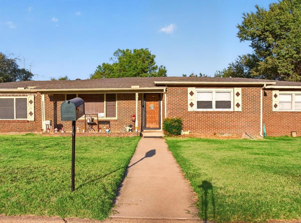 229 Garrett Street, Borger, TX 79007