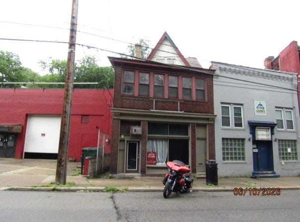 3141 Brighton Rd, Woods Run, PA 15212