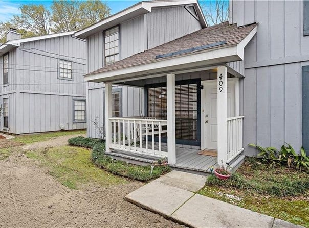 409 Cedarwood Drive, Mandeville, LA 70471