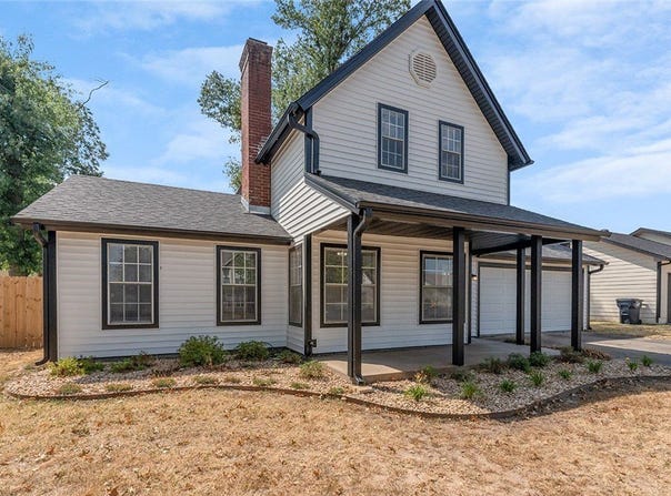 2408 W Mulberry Street, Rogers, AR 72758