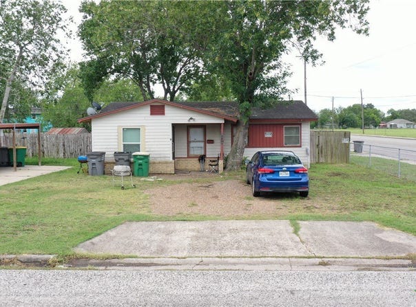 2903 Wildwood Street, Victoria, TX 77901