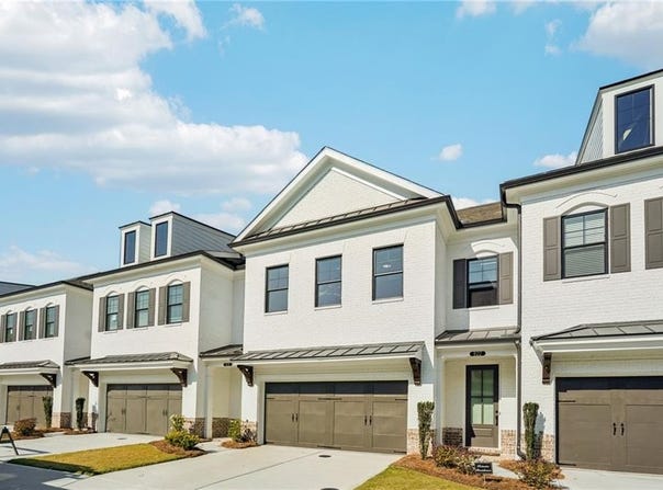 4316 Burton Bend Way, Buford, GA 30518