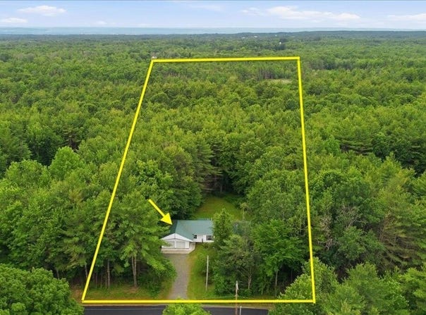 480 Honeywell Corners Road, Broadalbin, NY 12025