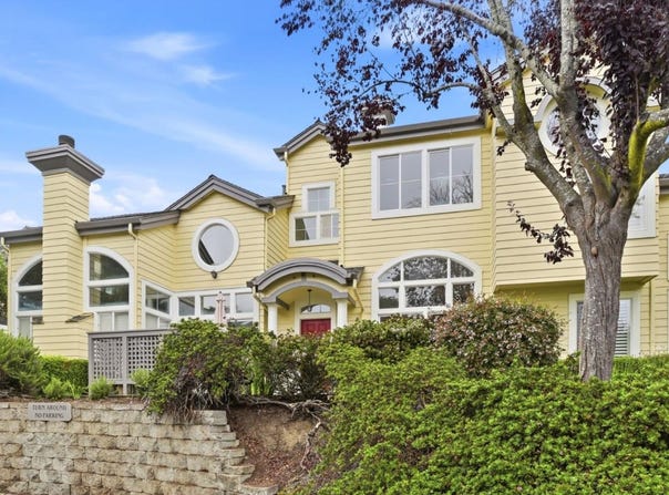 34 Erin LN, HALF MOON BAY, CA 94019