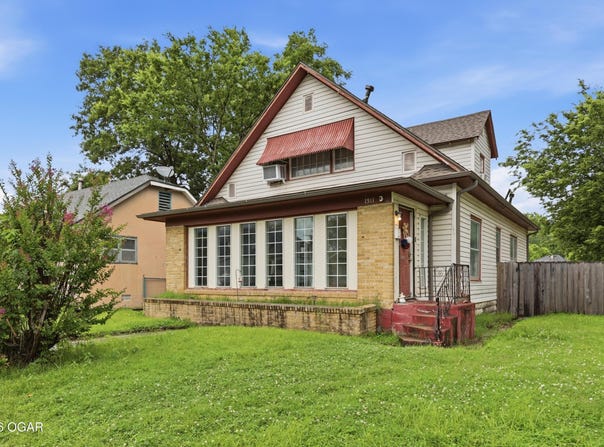 1511 S Sergeant Avenue, Joplin, MO 64804