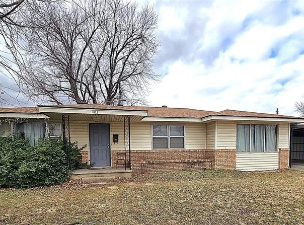 403 N Harmon Avenue, Watonga, OK 73772