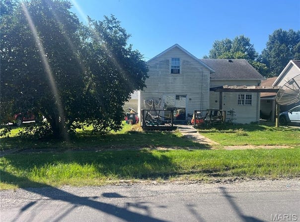 414 E Wilson Avenue, Gillespie, IL 62033
