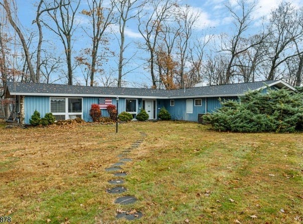 1825 Kennesaw Way, Bridgewater Twp., NJ 08807-2315
