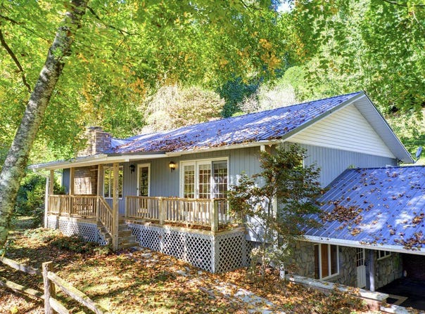 722 Dillsboro Rd., Sylva, NC 28779