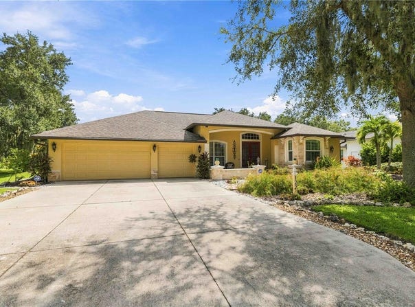 127 MILL Run E, BRADENTON, FL 34212