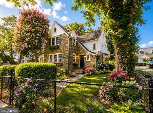 3 E PROVIDENCE Road, LANSDOWNE, PA 19050