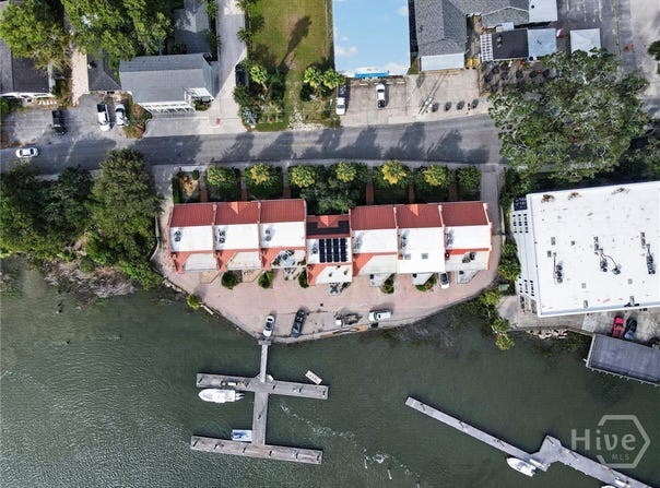 2910 River Drive, Savannah, GA 31404