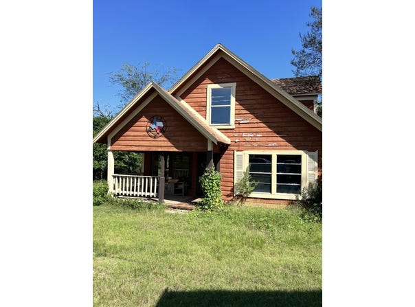 35 Montgomery, Avinger, TX 75630