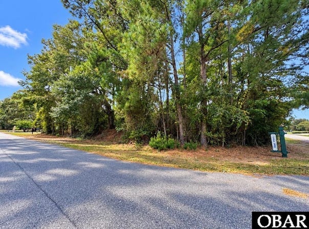 3056 Creek Road, Kitty Hawk, NC 27948