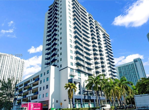 275 NE 18th st, Miami, FL 33132