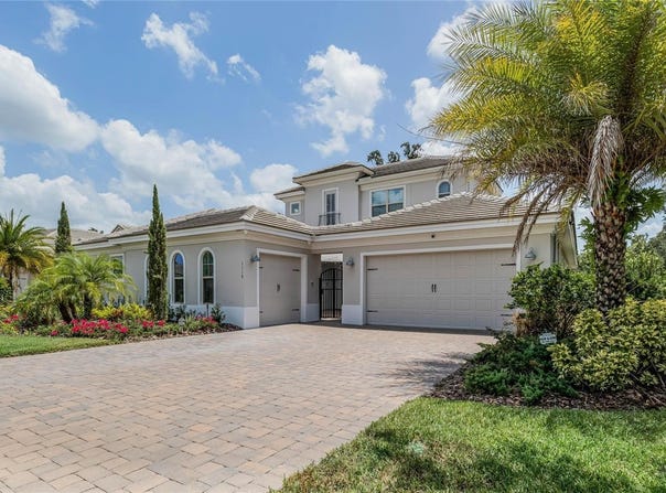 1118 ESTANCIA WOODS Loop, WINDERMERE, FL 34786