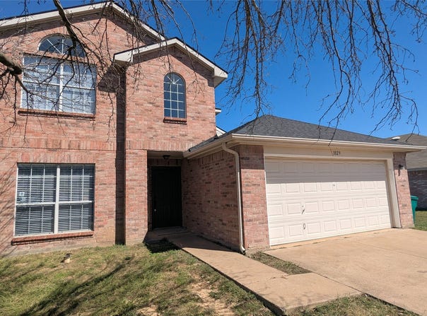 1029 Magnolia Lane, Cedar Hill, TX 75104