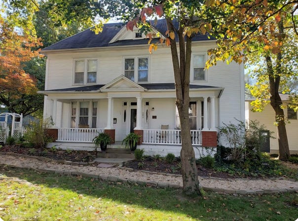 202 E Robertson Street, Ozark, MO 65721