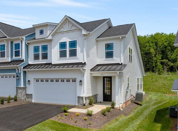 138 SPRINGDALE RD, WAYNESBORO, VA 22980